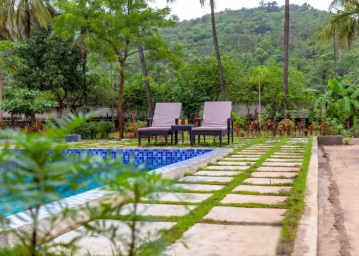 Grey Mosaics By Stayvista - Mountain-View Villa In Vasai With Pool, Spacious Lawn & Terrace Mumbai